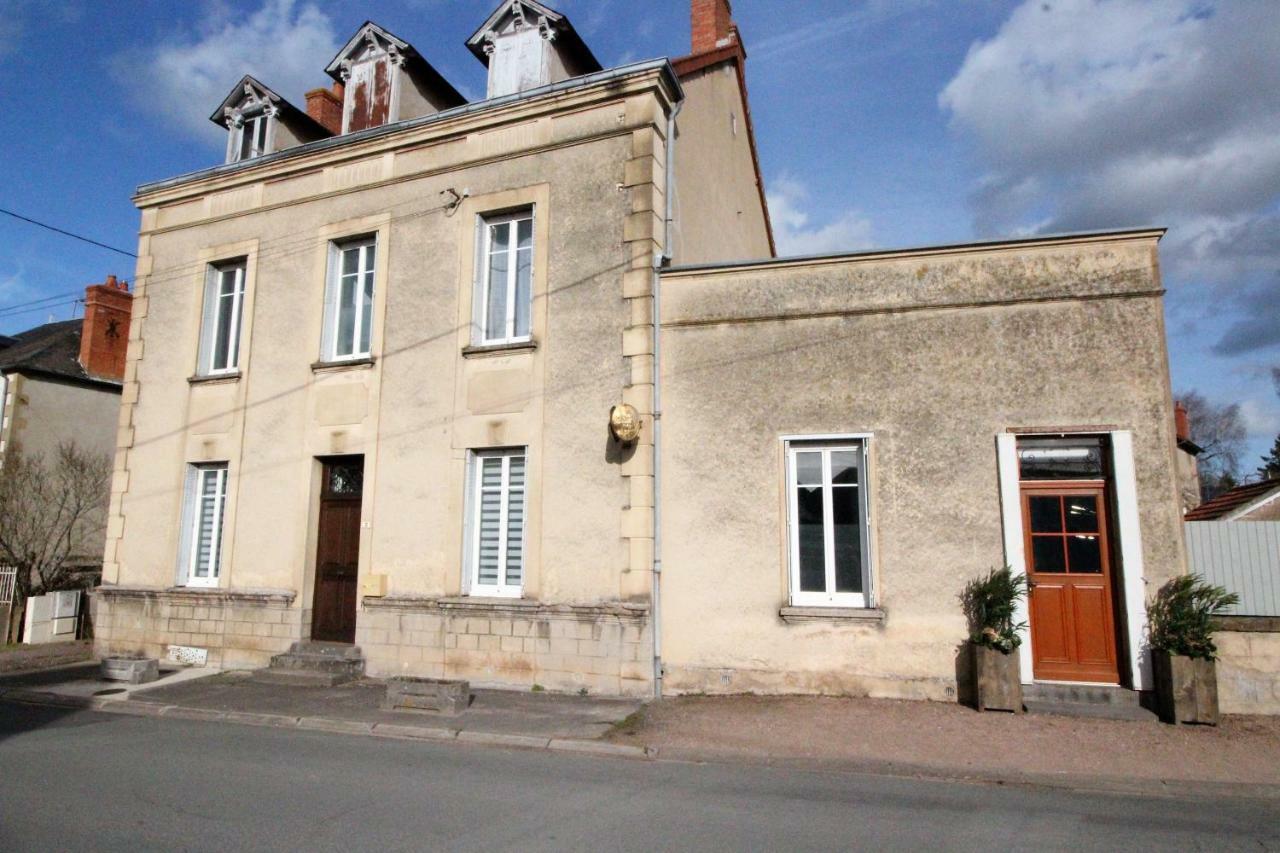 Chambre Notaire Cosne-d'Allier Luaran gambar
